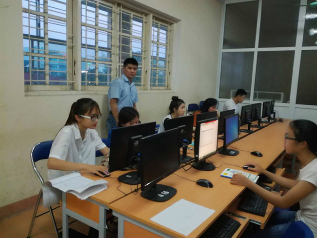 Trung tâm Tin học Duy Tân